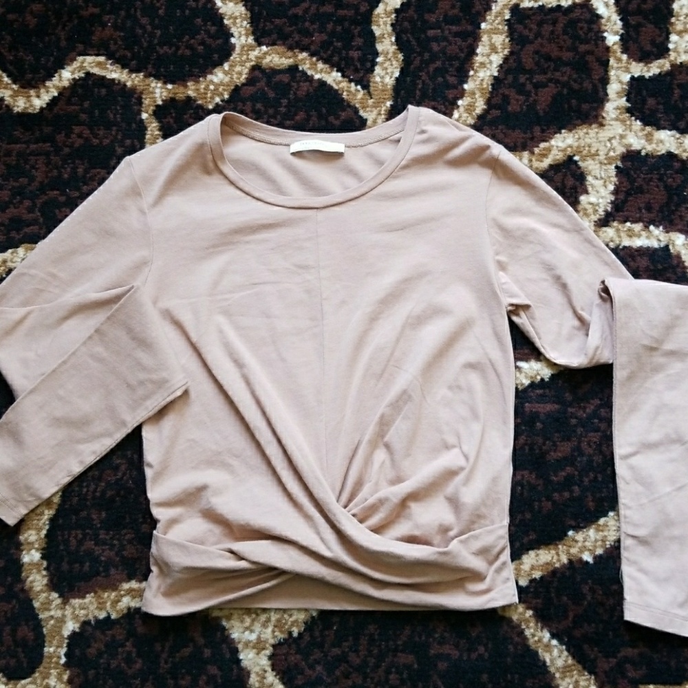 Zara Tarafuc twisted front top